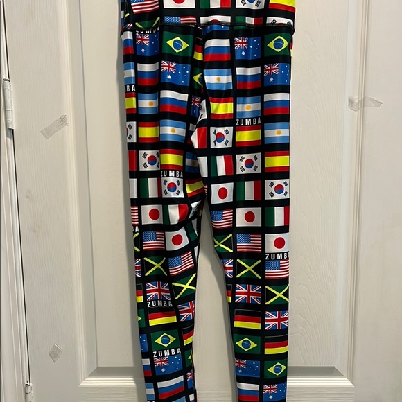 Zumba Fitness Red and Green Geometric Leggings - Picture 3 of 4